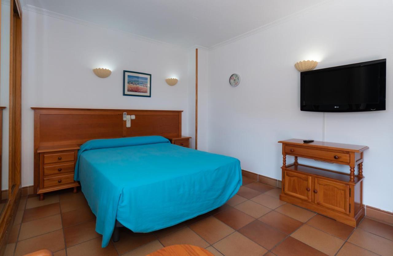 Apartamentos Leonor Carihuela Torremolinos Exterior photo