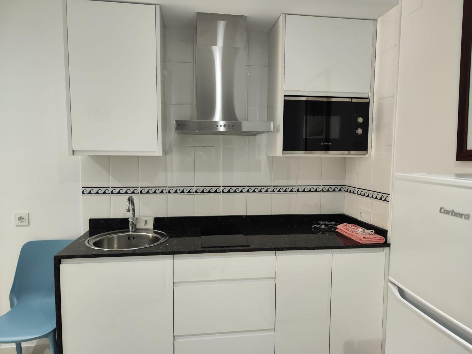 Apartamentos Leonor Carihuela Torremolinos Exterior photo